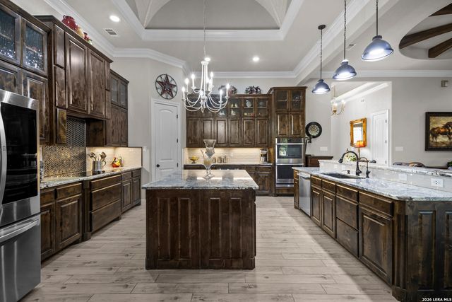 247 Double Gate, Castroville, TX 78009