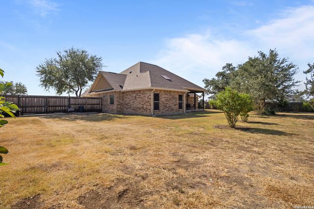 247 Double Gate, Castroville, TX 78009