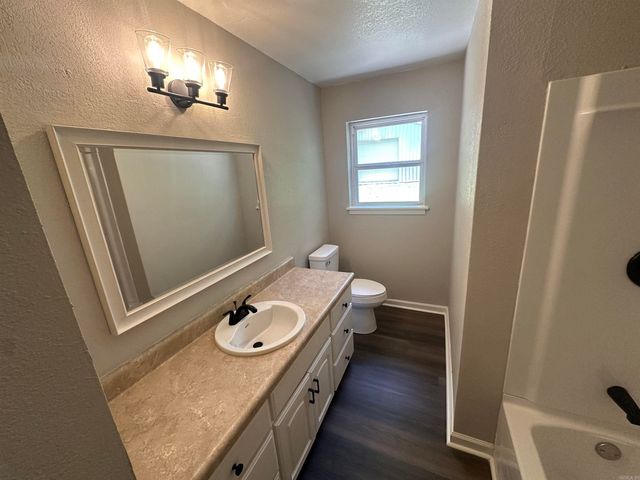 619 Hoover Street, Malvern, AR 72104