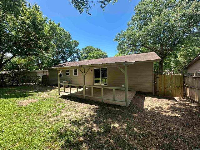 619 Hoover Street, Malvern, AR 72104