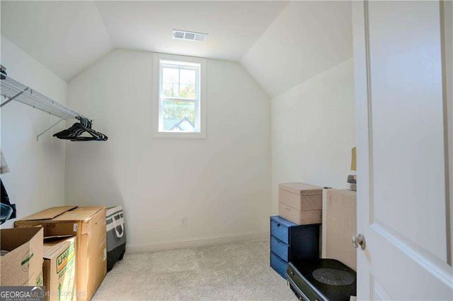946 Keystone Drive, Woodstock, GA 30188