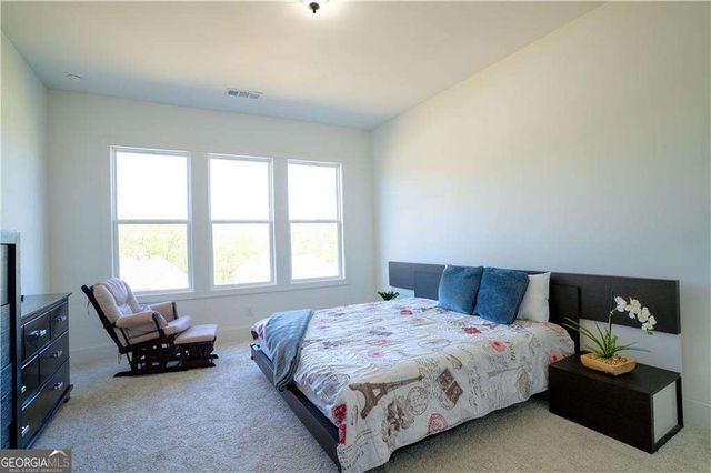 946 Keystone Drive, Woodstock, GA 30188