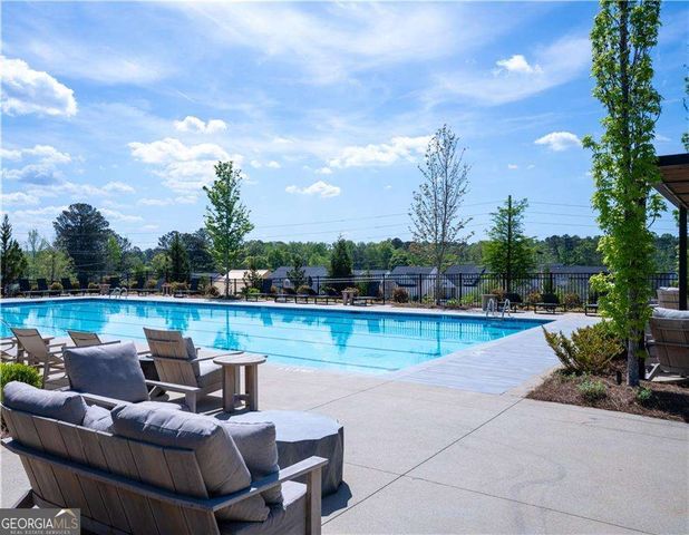 946 Keystone Drive, Woodstock, GA 30188