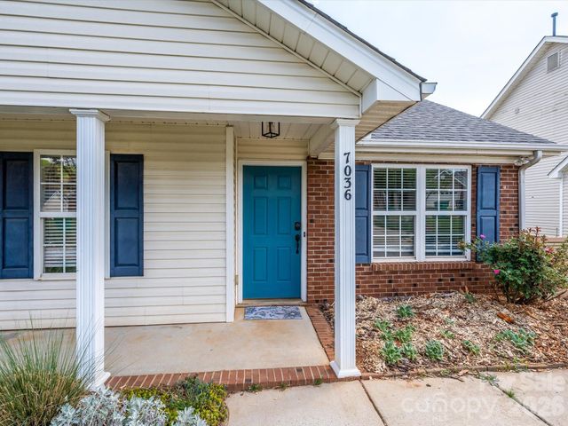 7036 Davis Forest Lane, Charlotte, NC 28262