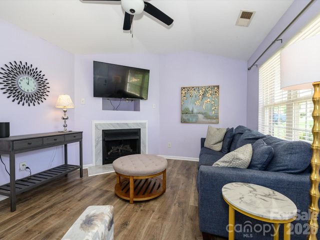 7036 Davis Forest Lane, Charlotte, NC 28262