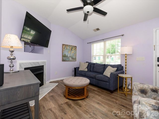 7036 Davis Forest Lane, Charlotte, NC 28262
