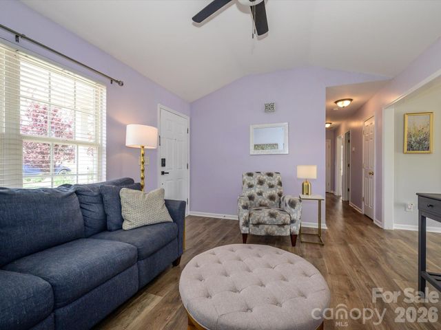 7036 Davis Forest Lane, Charlotte, NC 28262