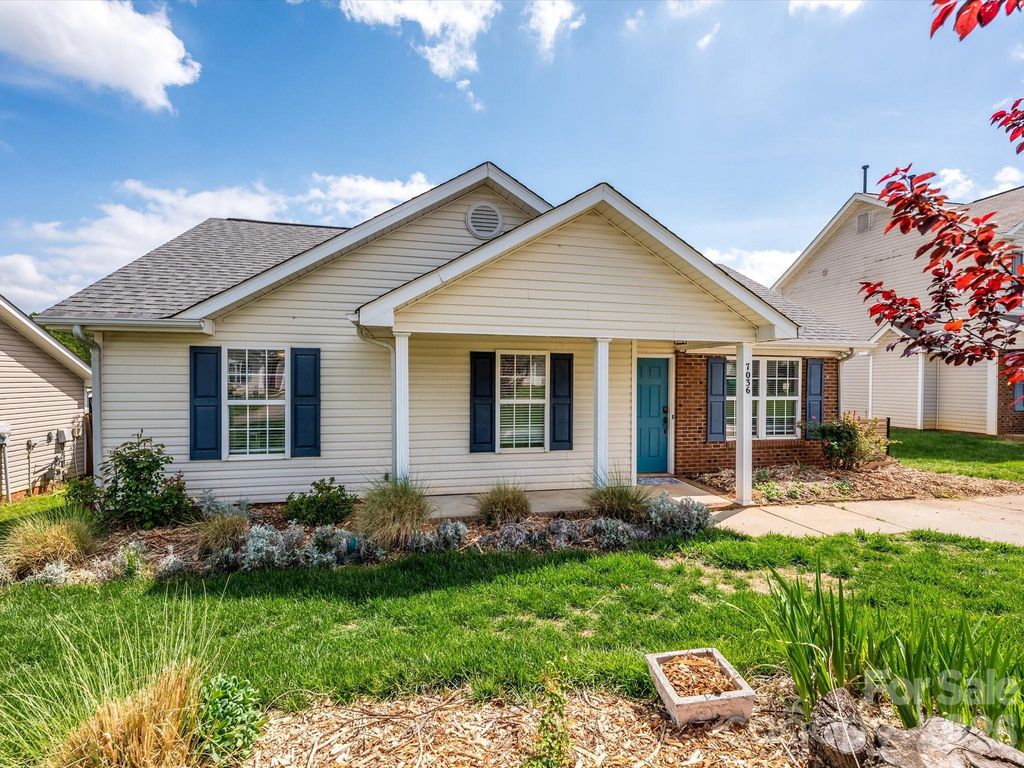 7036 Davis Forest Lane, Charlotte, NC 28262