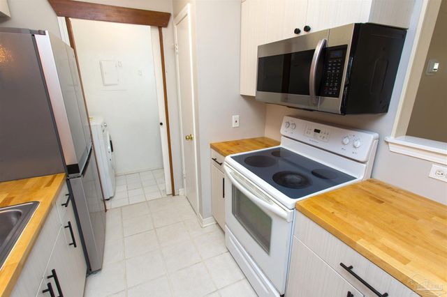 2299 Scenic Hwy R10, Pensacola, FL 32503