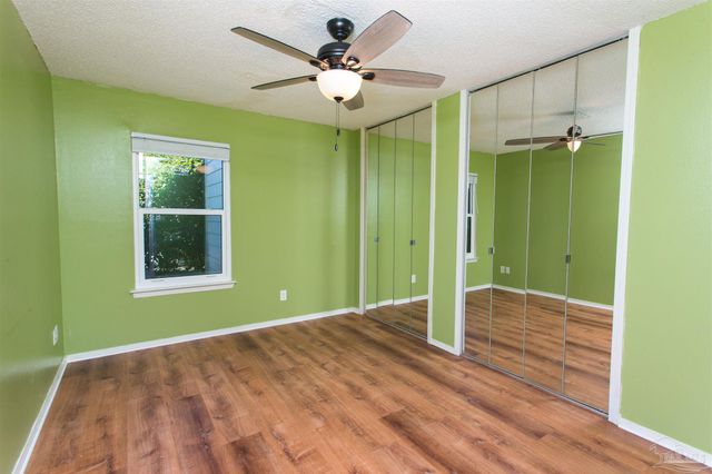 2299 Scenic Hwy R10, Pensacola, FL 32503