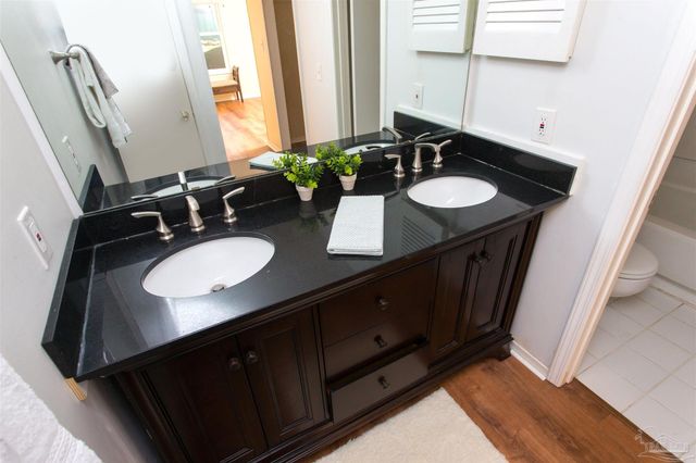 2299 Scenic Hwy R10, Pensacola, FL 32503