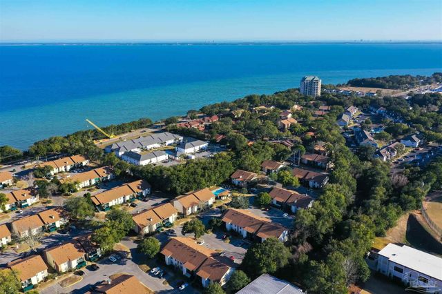 2299 Scenic Hwy R10, Pensacola, FL 32503