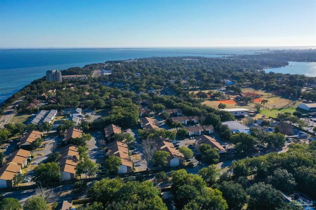 2299 Scenic Hwy R10, Pensacola, FL 32503