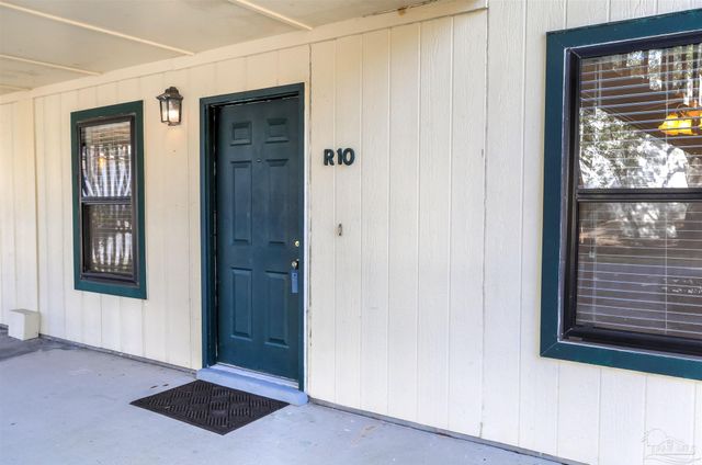2299 Scenic Hwy R10, Pensacola, FL 32503