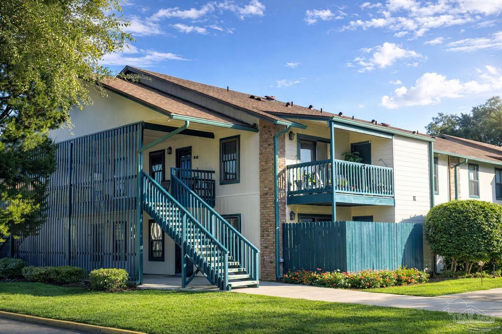 2299 Scenic Hwy R10, Pensacola, FL 32503