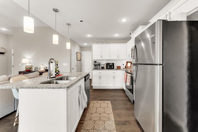 876 E Ozark Jubilee Road, Nixa, MO 65714