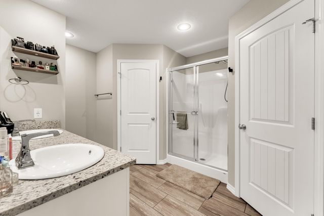 876 E Ozark Jubilee Road, Nixa, MO 65714