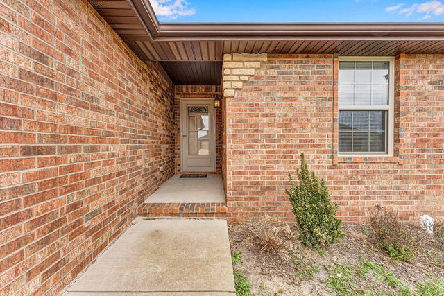 876 E Ozark Jubilee Road, Nixa, MO 65714