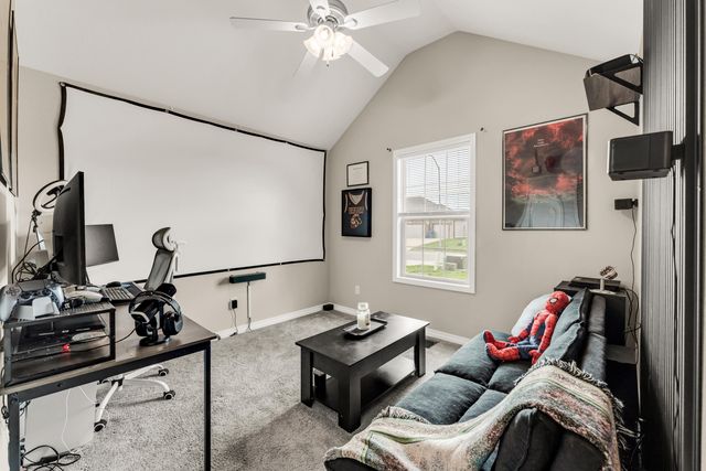 876 E Ozark Jubilee Road, Nixa, MO 65714