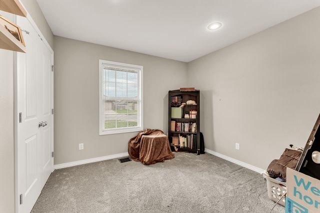 876 E Ozark Jubilee Road, Nixa, MO 65714