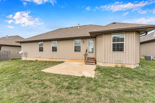 876 E Ozark Jubilee Road, Nixa, MO 65714