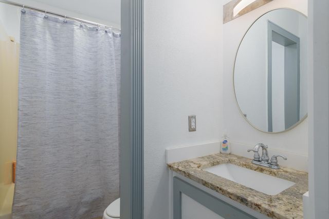 101 Pinewood Dr., Hattiesburg, MS 39402