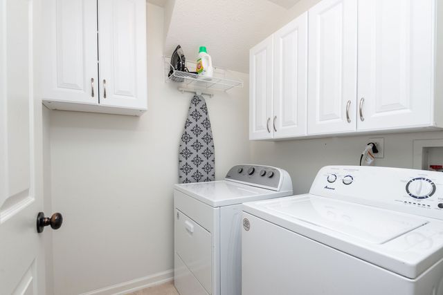 2020 Stanford Village Dr, Antioch, TN 37013