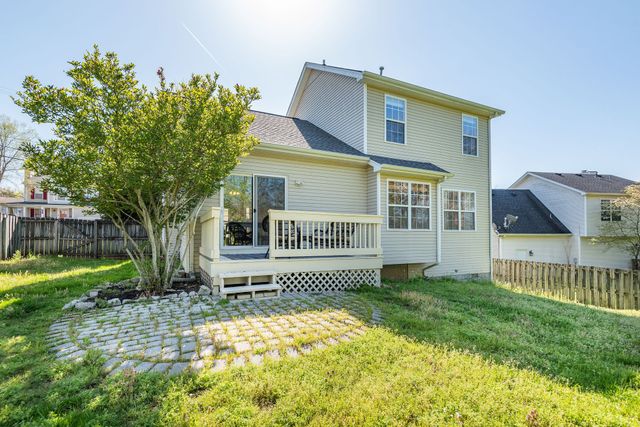 2020 Stanford Village Dr, Antioch, TN 37013