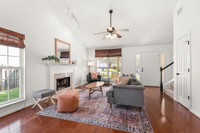 2020 Stanford Village Dr, Antioch, TN 37013