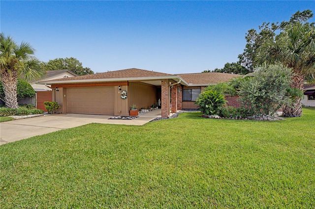 450 CYPRESS CREEK CIRCLE, Oldsmar, FL 34677