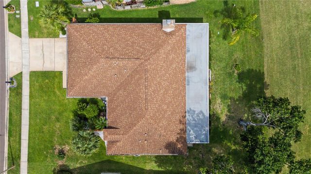 450 CYPRESS CREEK CIRCLE, Oldsmar, FL 34677