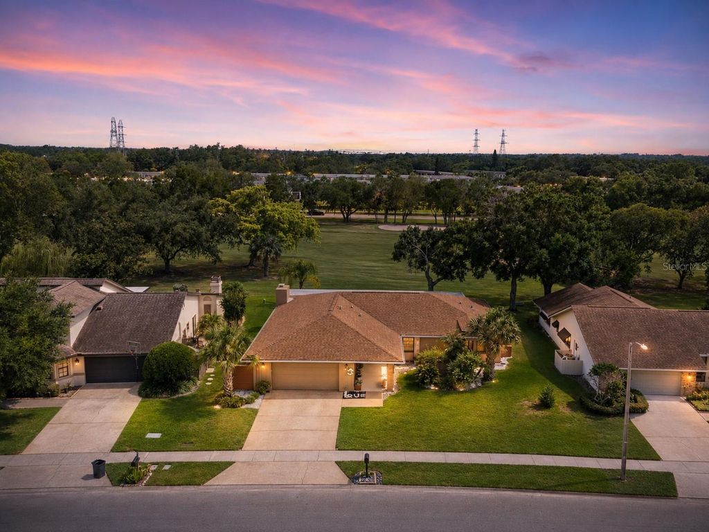 450 CYPRESS CREEK CIRCLE, Oldsmar, FL 34677