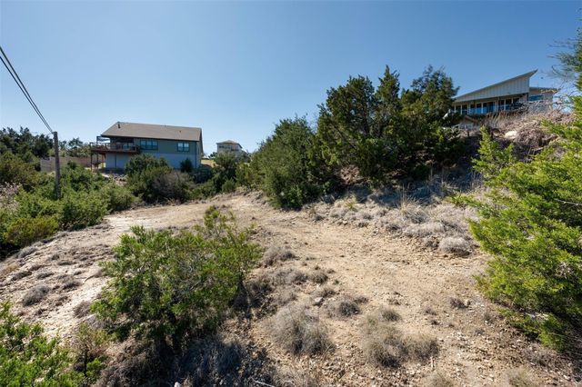 10702 Lake Park DR, Dripping Springs, TX 78620