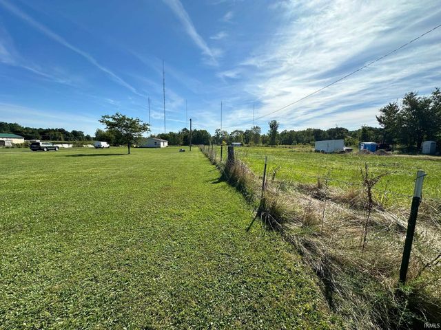 60076 County Road 9, Elkhart, IN 46517