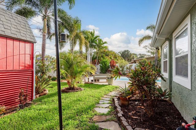 6377 13TH AVENUE N, St Petersburg, FL 33710