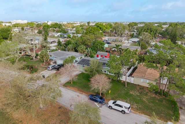 6377 13TH AVENUE N, St Petersburg, FL 33710