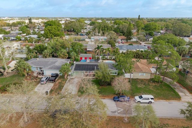 6377 13TH AVENUE N, St Petersburg, FL 33710