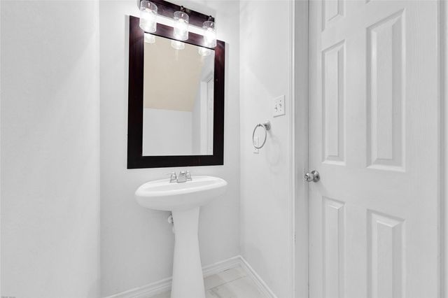 10407 Hamlet Vale Court, Houston, TX 77070