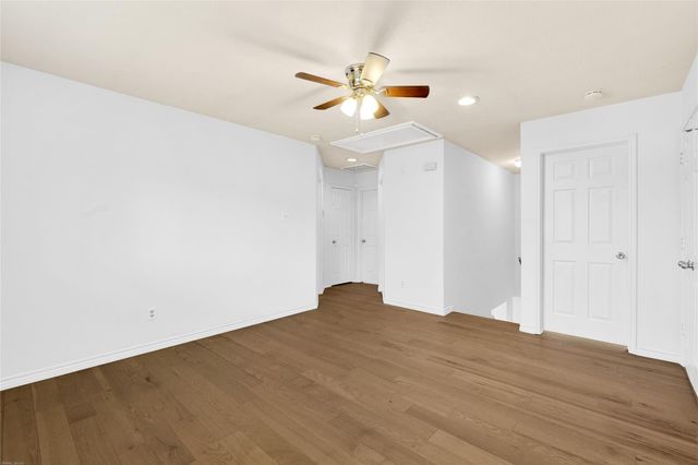 10407 Hamlet Vale Court, Houston, TX 77070