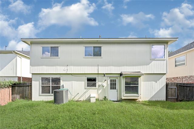 10407 Hamlet Vale Court, Houston, TX 77070