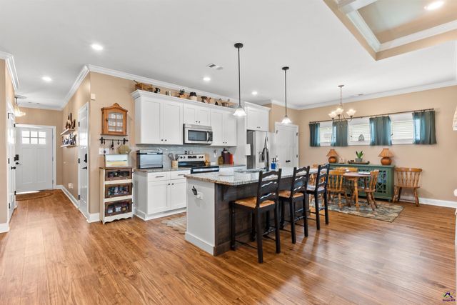 114 Cascades Court, Bonaire, GA 31005