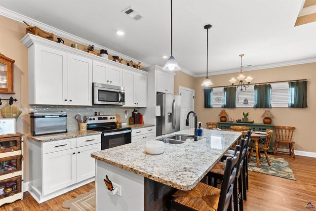 114 Cascades Court, Bonaire, GA 31005