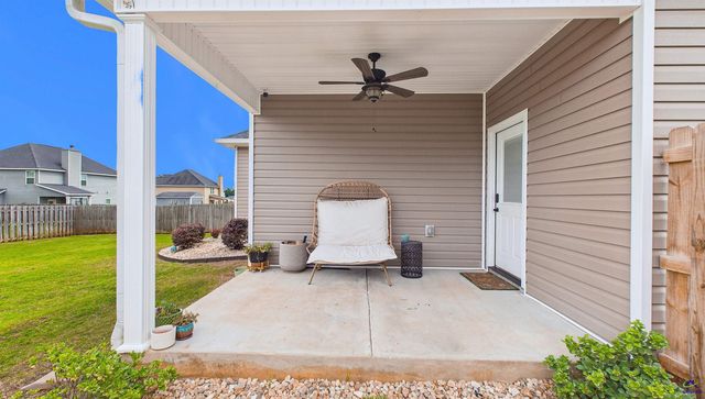 114 Cascades Court, Bonaire, GA 31005