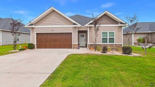 114 Cascades Court, Bonaire, GA 31005