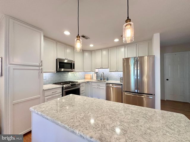 1502 BRAKEN AVE, Wilmington, DE 19808