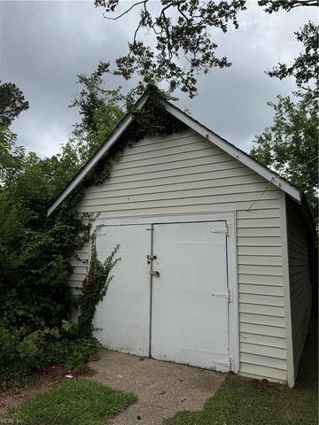 3915 Shell RD, Hampton, VA 23669