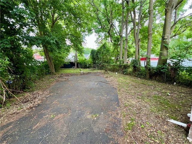 121 Columbia Avenue, Rochester, NY 14608