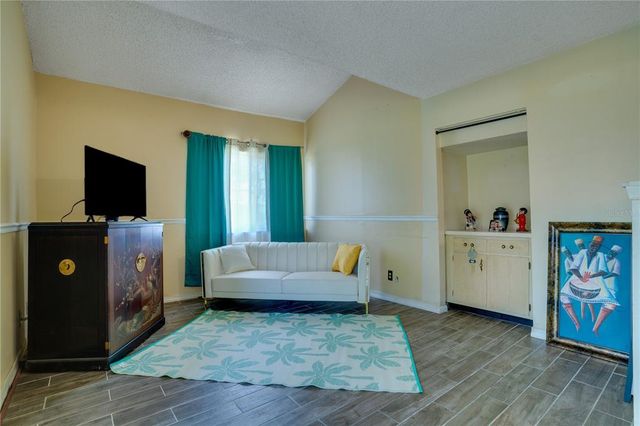 6338 NEWTOWN CIRCLE 38A6, Tampa, FL 33615