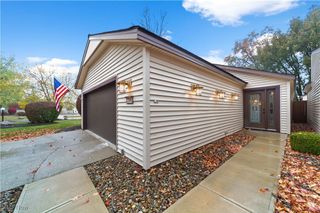 32996 Fern Tree Lane, North Ridgeville, OH 44039