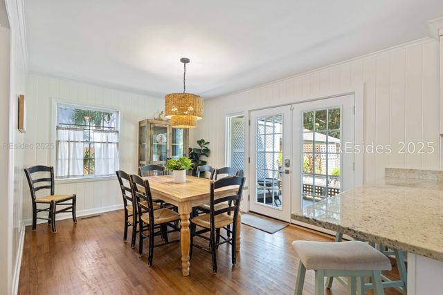 10 Myrtle Ln, Hilton Head Island, SC 29928